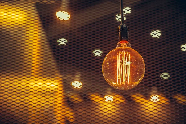 Vintage Hanging Light Bulb Old Style Cafe Lighting Decoration — Stock Photo, Image