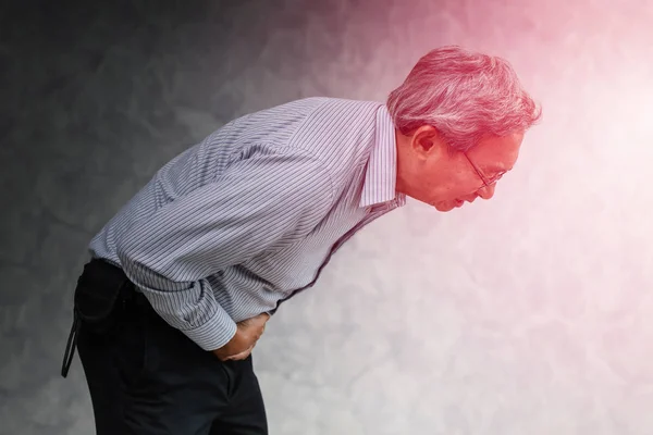 Asiático Senior Oficina Masculino Sufrimiento Dolor Estómago Dolor Diarrea Expresión — Foto de Stock
