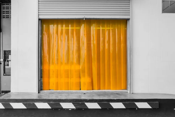 Lagertor Ladefläche Mit Pvc Streifen Vorhang Oder Kunststoff Streifen Türen — Stockfoto