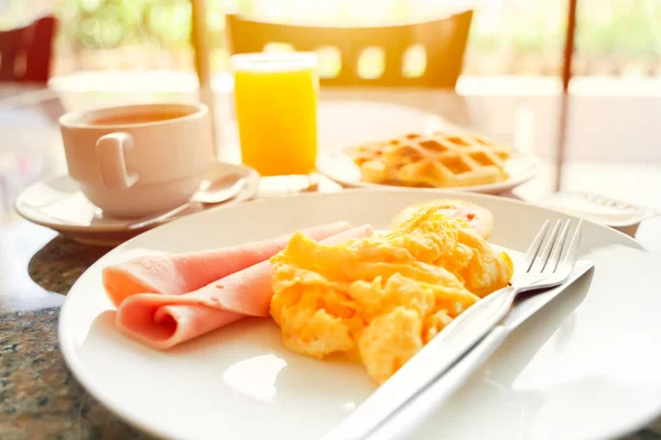 Scrambled Eggs Morning Meal Set Recipe Menú Servicio Del Hotel — Foto de Stock