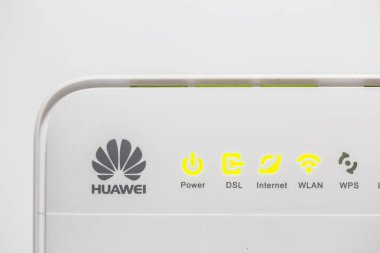 Huawei Wifi Router Modem - Bir Teknoloji şirketi internet iletişim donanım donanım cihazı nın en büyük markası Çin'den telekomünikasyon ağları oluşturmayı içerir.1 Şubat 2017.Tayland.