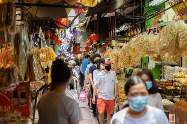 Crowd People Walking Shopping Chinese Food Resource Chinatown Yaowarach Market — Stock Photo, Image