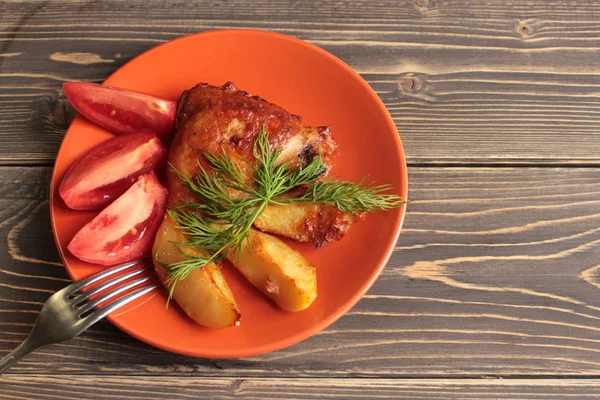 Chicken Potatoes Tomatoes Platter — Stock Photo, Image