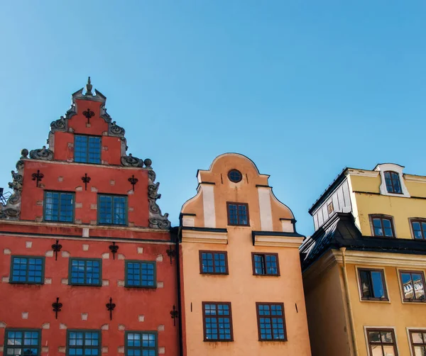 Zobacz Jasne Kolorowe Starych Budynków Przy Placu Stortorget Gamla Stan — Zdjęcie stockowe