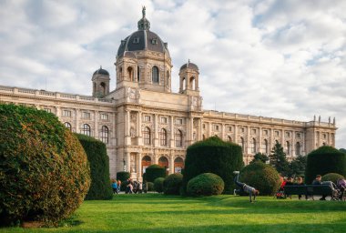 Vienna, Avusturya - 1 Ekim, 2017: anıt Prince Eugene Savoy Neue Burg veya New Castle Hofburg Sarayı, Viyana önünde
