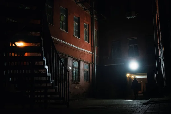 Atracción Turística Red Yard Minsk Casco Antiguo Niebla Por Noche — Foto de Stock