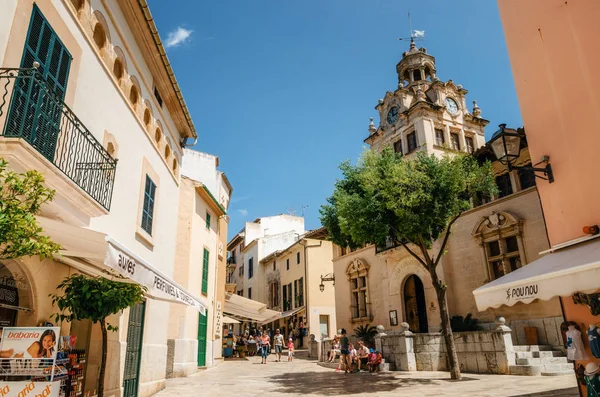 Városháza, Old Town, Alcudia, Mallorca, Spanyolország — Stock Fotó