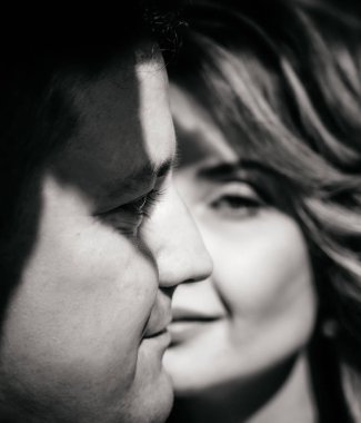 erkek ve kadının portre iki yüzleri kadar yakın