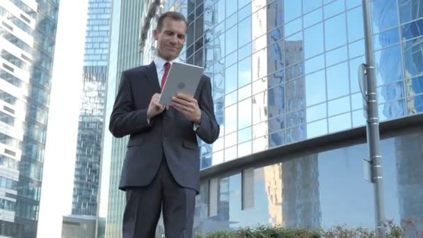 Walking Businessman Using Tablet While Walking Office — Stock Video