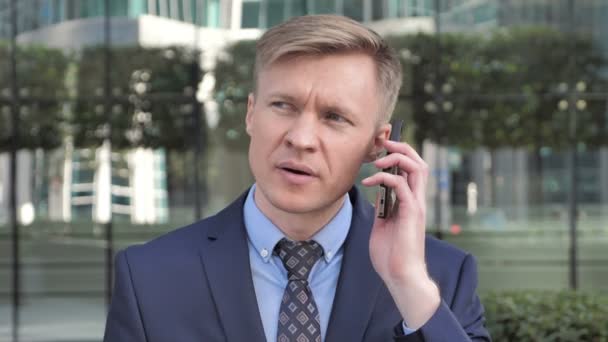 Zły Biznesmen Rozmowy Telefon — Wideo stockowe