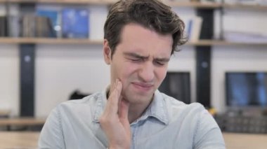 Diş ağrısı, diş enfeksiyonu Casual adam