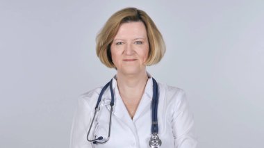 Portre eski doktor kabul etmek için Evet kafa sallayarak