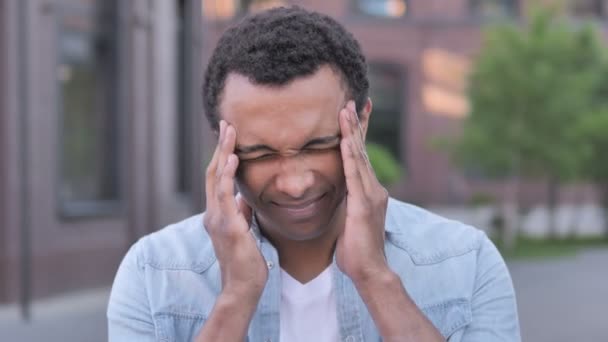 Headache, Uncomfortable Stressed African Man — Stock Video