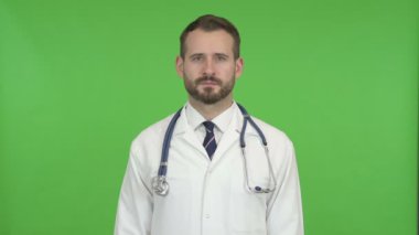 Hırslı Doktor Chroma Key karşı Kafa ile No Sign yapıyor