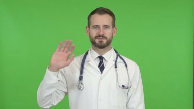 Yakışıklı Doktor El Sallayarak ve Chroma Anahtar karşı konuşma