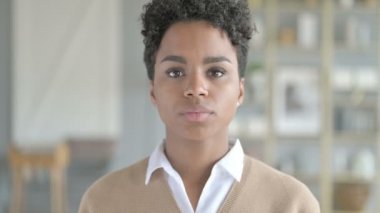 Güzel Genç Afrikalı Kız Portresi