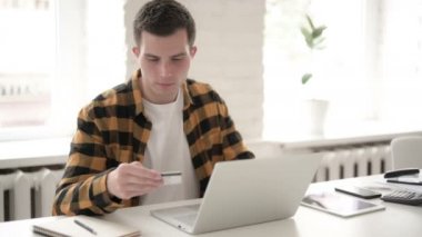 Online Alışveriş Arızası, Finansal Sorunlar