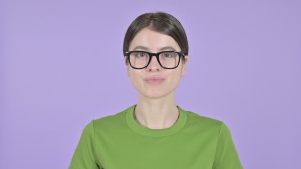 Young Woman Inviting with Hand Sign on  Pink Background — Stock Video