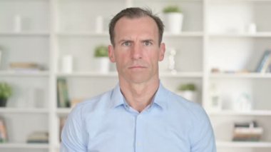 Orta Çağ İşadamının Kızgın Portresi