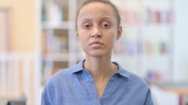 Genç Afrikalı Kadın 'ın Kayıp ve Başarısızlık portresi