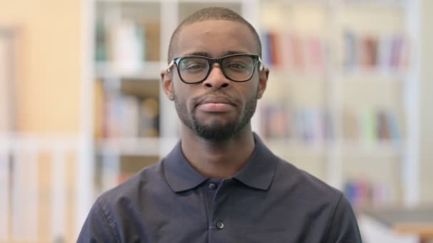 Portrait of Young African Man saying No by Head Shake — Stock Video