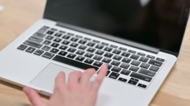 Bilgisayardaki El Kaydırmayı Kapat, Çalışıyor