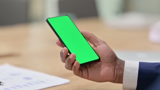 African Businessman Using Smartphone with Chroma Screen, Close Up — Stock Video