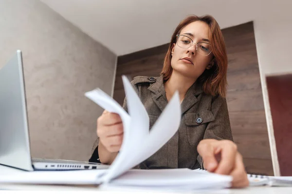 Young Woman Working Home Turns Pages Notebook — Stock Photo, Image