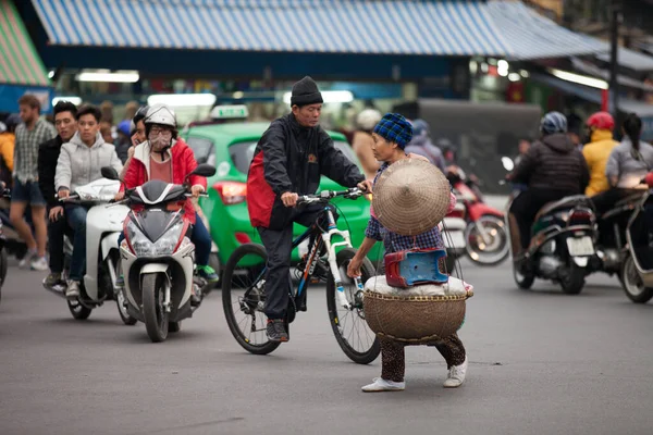 Hanoi Capital Vietnam Julio 2019 Los Vendedores Ambulantes Hanoi Vietnam —  Fotos de Stock