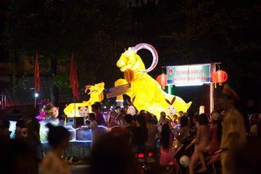 Tuyen Quang, Vietnam 29 Eylül 2017: Tuyen Quang ilinde yerel halk için sonbahar ortası festivalleri.