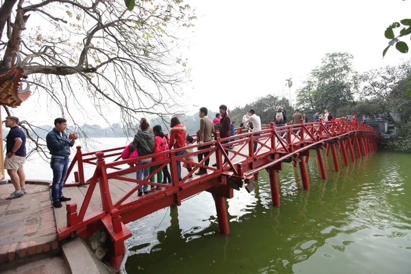 Red Bridge Ponte Huc Hoan Kiem Lake Hanói Vietnã Novembro — Fotografia de Stock