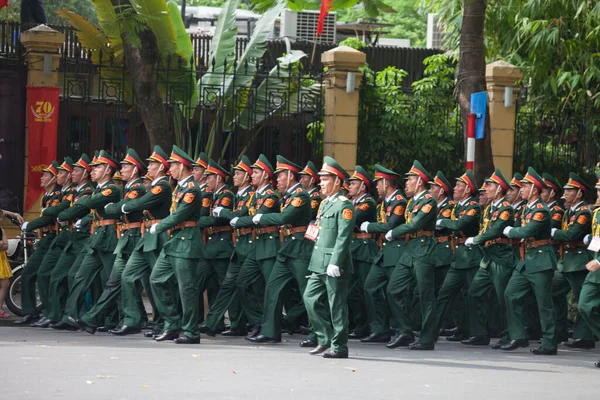 Hanoi Vietnam Σεπτέμβριος 2015 Παρέλαση Γιορτάζουν Την Ημέρα Της Ανεξαρτησίας — Φωτογραφία Αρχείου