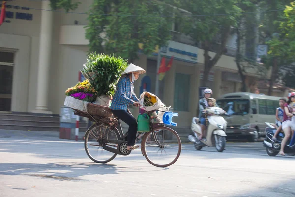 Hanoi Vietnam Août 2015 Vie Vietnam Hanoi Vietnam Vendeurs Rue — Photo