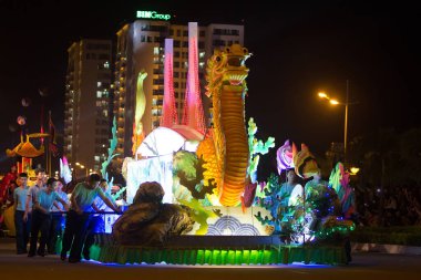 Halongbay 2018 Halong Karnavalı, Halong Körfezi 'ndeki en ünlü festivallerden biridir.