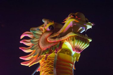 Halongbay 2018 Halong Karnavalı, Halong Körfezi 'ndeki en ünlü festivallerden biridir.