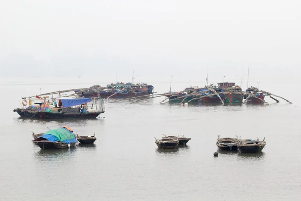 Baie Long Vietnam Novembre 2014 Bateau Pêche Dans Baie Long — Photo