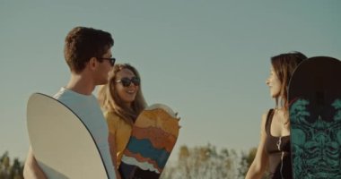 kum boarders çölde buluşuyor, gün batımı ışık