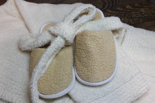 Bath slippers and bathrobe — Stock Photo, Image