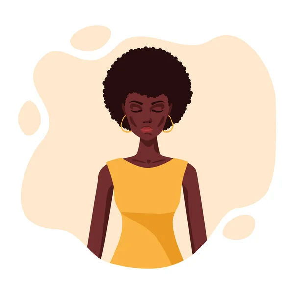 Afro-Amerikan güzel bir kadının portresi kapalı gözlerle meditasyon yapıyor. Kıvırcık saçlı ve koyu tenli barışçıl rüya gören bir bayanın resmi. Kadınsı kadın yüzü