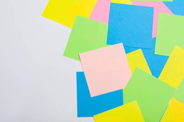 Ofis işleri seti Gökkuşağı renkli kağıt yapışkan notlar.