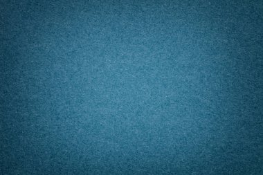 Skeç ile vintage Lacivert Kağıt arka plan doku. Yoğun karanlık denim kraft karton çerçeve ile yapısını. Degrade zemin closeup hissettim.