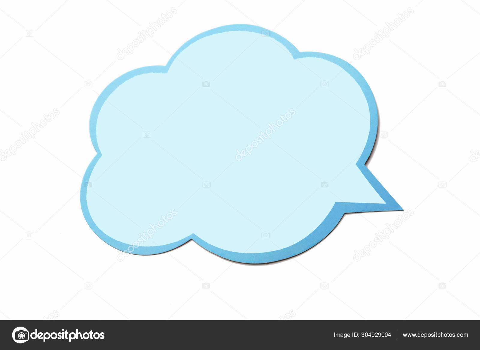 白い背景に分離された青い枠線の付いた雲として吹き出し。コピー スペース — ストック写真 © Nikol85 #304929004, image size:1600x1167