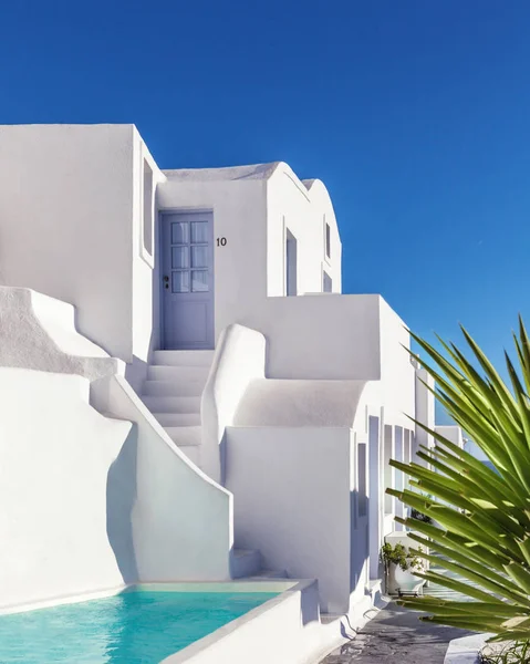Tradition arkitektur i Santorini, Grekland. Exteriör vit byggnad. — Gratis stockfoto