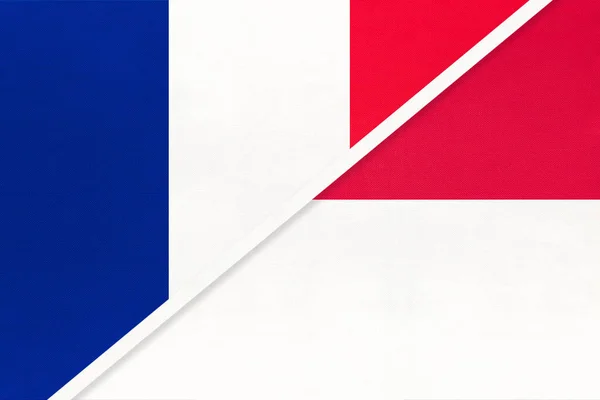 法兰西共和国或法国和摩纳哥 象征着来自纺织品的国旗 两个欧洲国家之间的关系 伙伴关系和锦标赛 — 图库照片