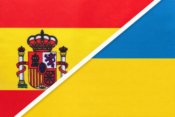 スペインとウクライナ 繊維から国旗の象徴 両国間の関係 パートナーシップ及び選手権 — ストック写真