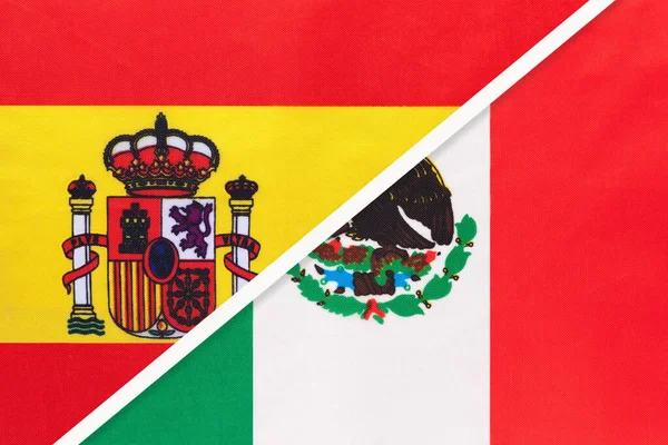 Spanyolország Mexikó Vagy Mexikói Egyesült Államok Két Nemzeti Zászló Szimbóluma — Stock Fotó