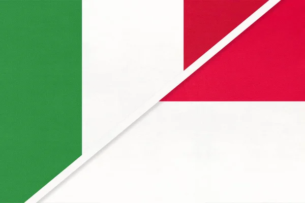 意大利或意大利共和国和摩纳哥 象征着来自纺织品的国旗 两个欧洲国家之间的关系 伙伴关系和锦标赛 — 图库照片