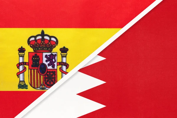 スペインとバーレーン 繊維から2つの国旗のシンボル 欧州とアジア諸国との関係 パートナーシップ 選手権 — ストック写真