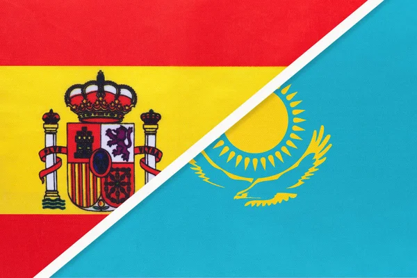 Spanya Kazakistan Tekstil Bayraklarının Sembolü Avrupa Asya Ülkeleri Arasındaki Ilişki — Stok fotoğraf