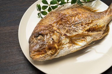 Kutlama için Tüm Izgara Deniz Çamuru